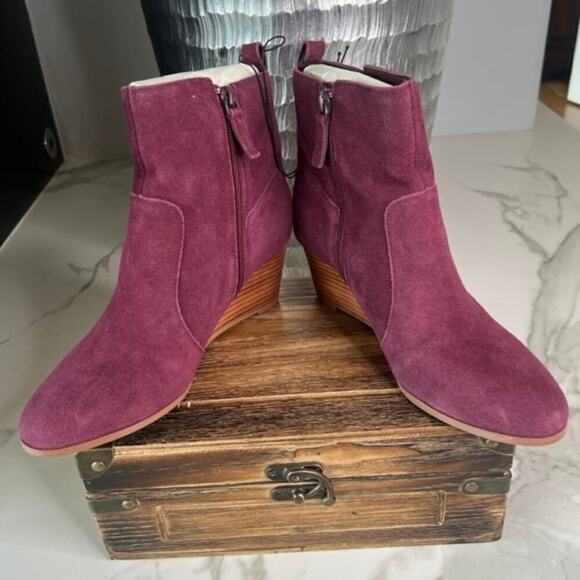 Violet & Red Jay-Jay Heeled Booties in Burgundy - Picture 7 of 9